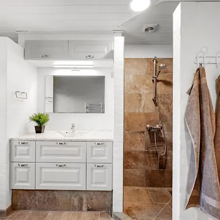 Holiday home Alwina - 2-5km From The Sea By Interhome