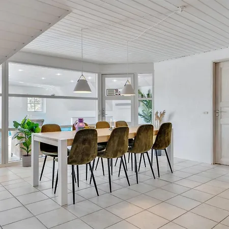 Holiday home Alwina - 2-5km From The Sea By Interhome Blavand